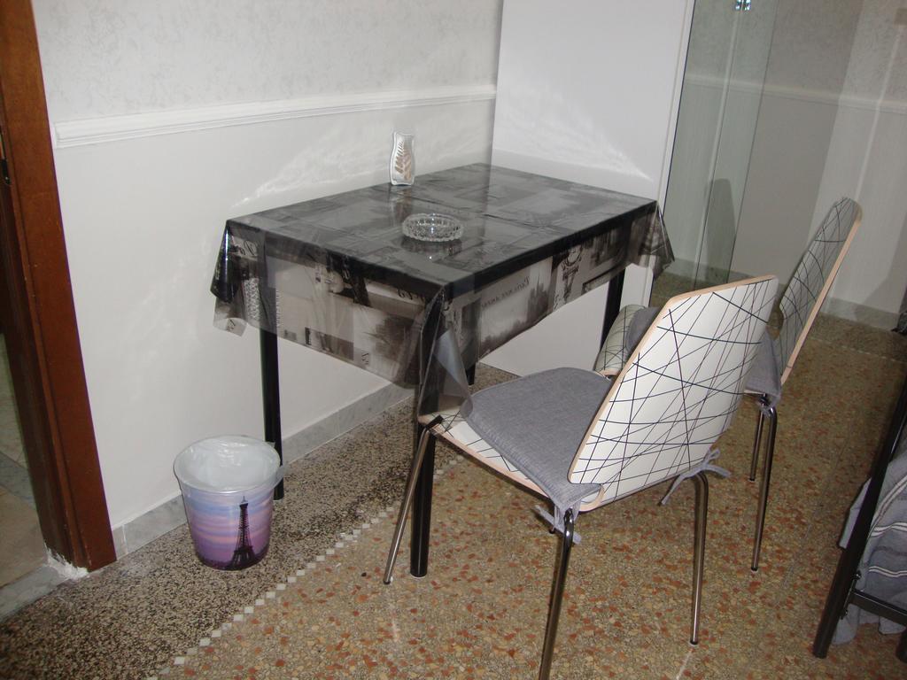 Appartamento Residence Sole E Luna Рим Стая снимка